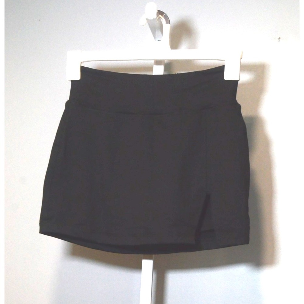 NWT NIA Women's Size XS Black Skort Pull-On Left Side Slit Athleisure Stretchy